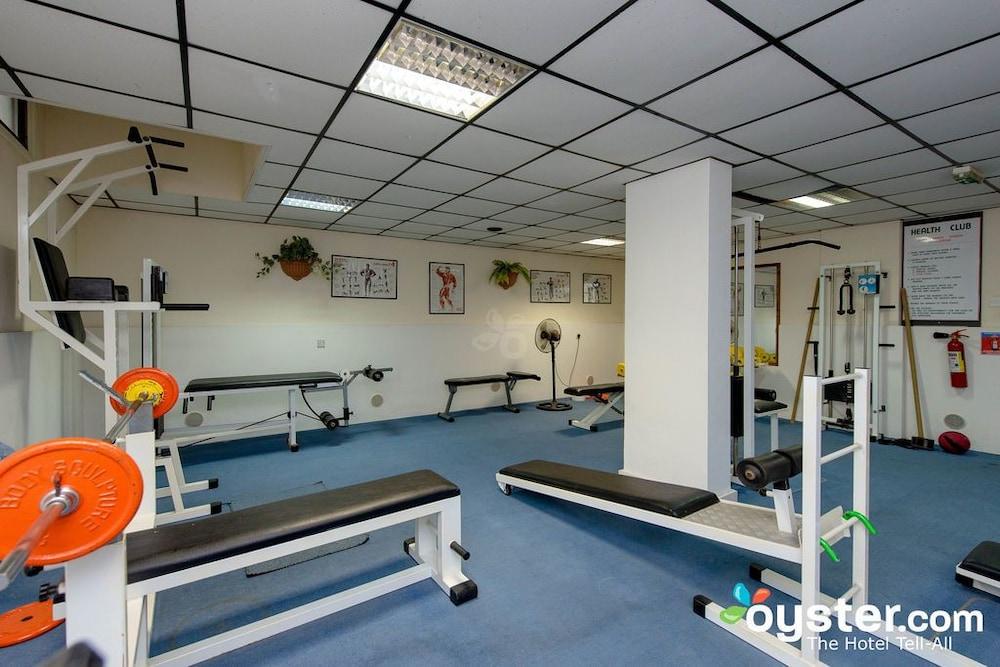Frixos Suites Hotel Apartments ลาร์นาคา ภายนอก รูปภาพ